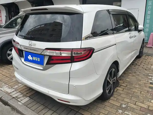 Honda Odyssey 2016