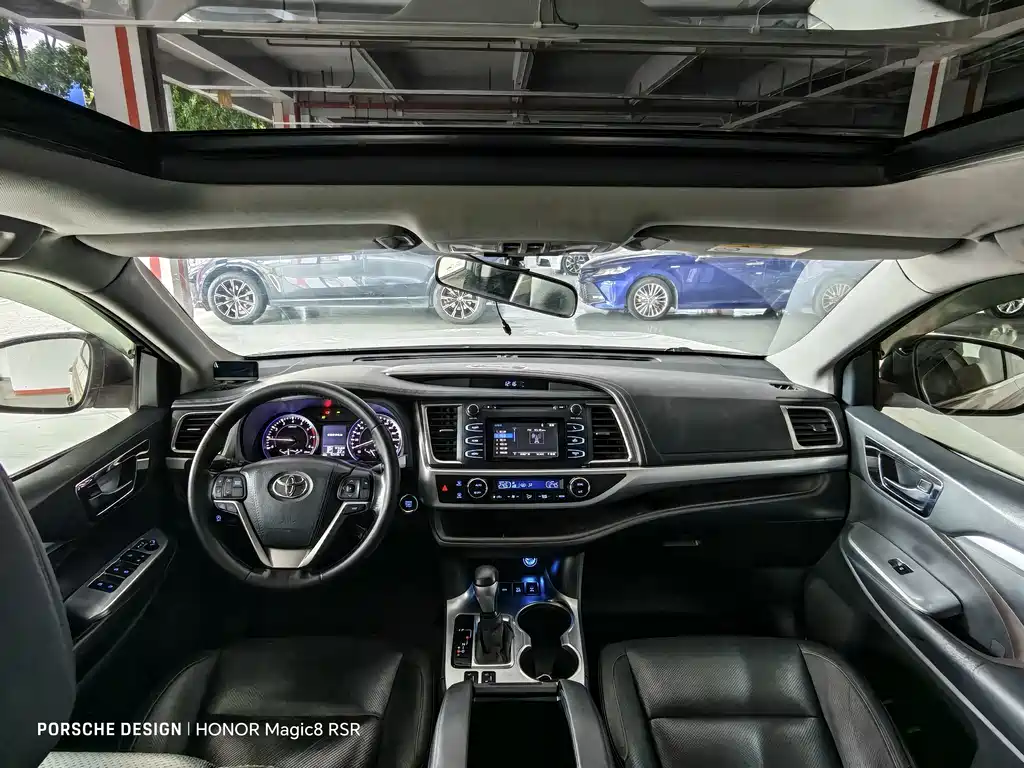 Toyota Highlander 2015 — фото 12