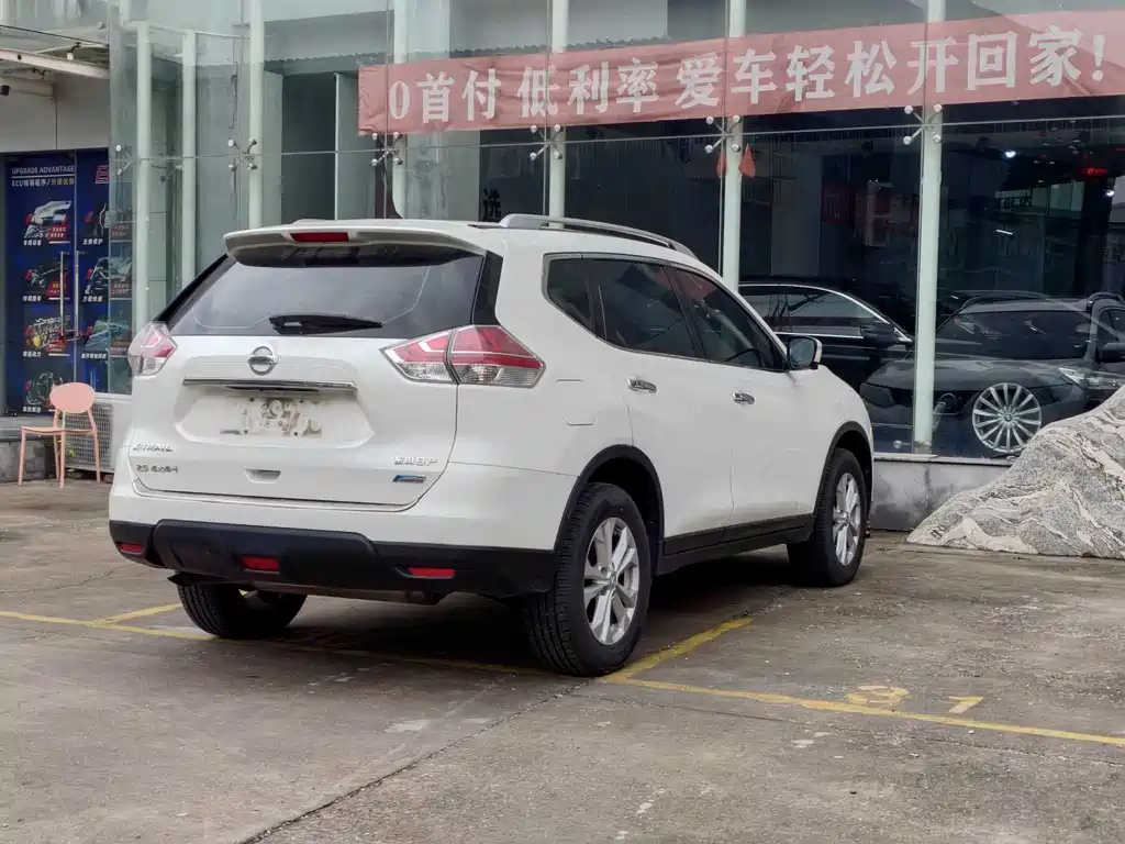 Nissan X-Trail 2017 — фото 11