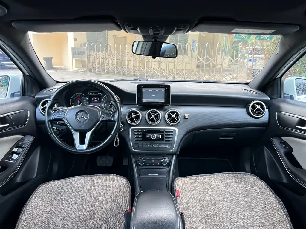 Mercedes-Benz A-Class 2014 — фото 8