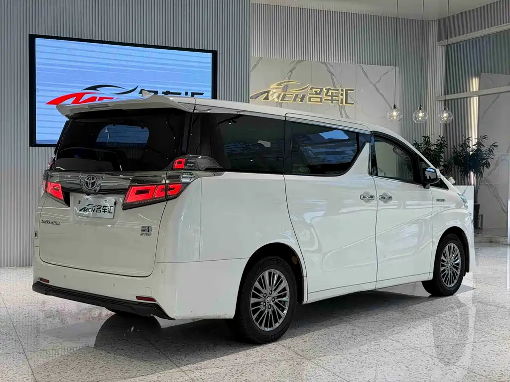Toyota Vellfire 2021