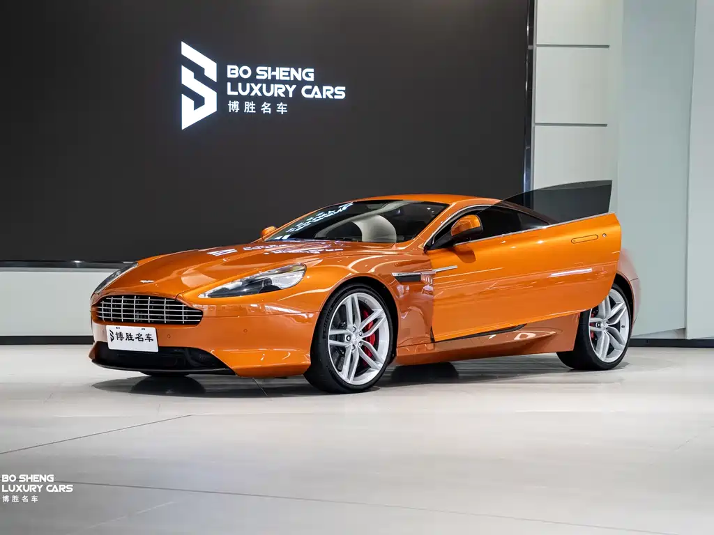 Aston Martin Virage 2016 — фото 11