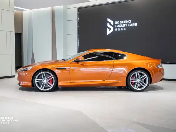 Aston Martin Virage 2012