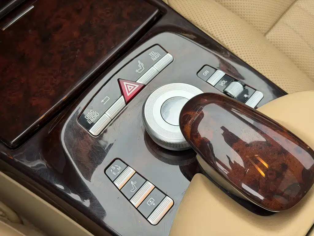 Mercedes-Benz S-Class 2011 — фото 16
