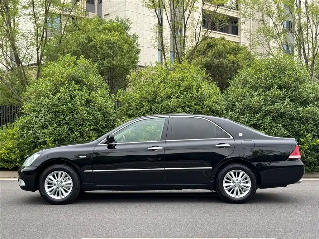 Toyota Crown 2006