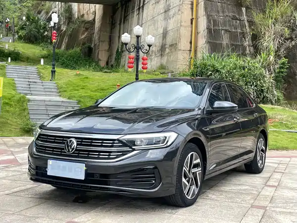 Volkswagen Sagitar 2023
