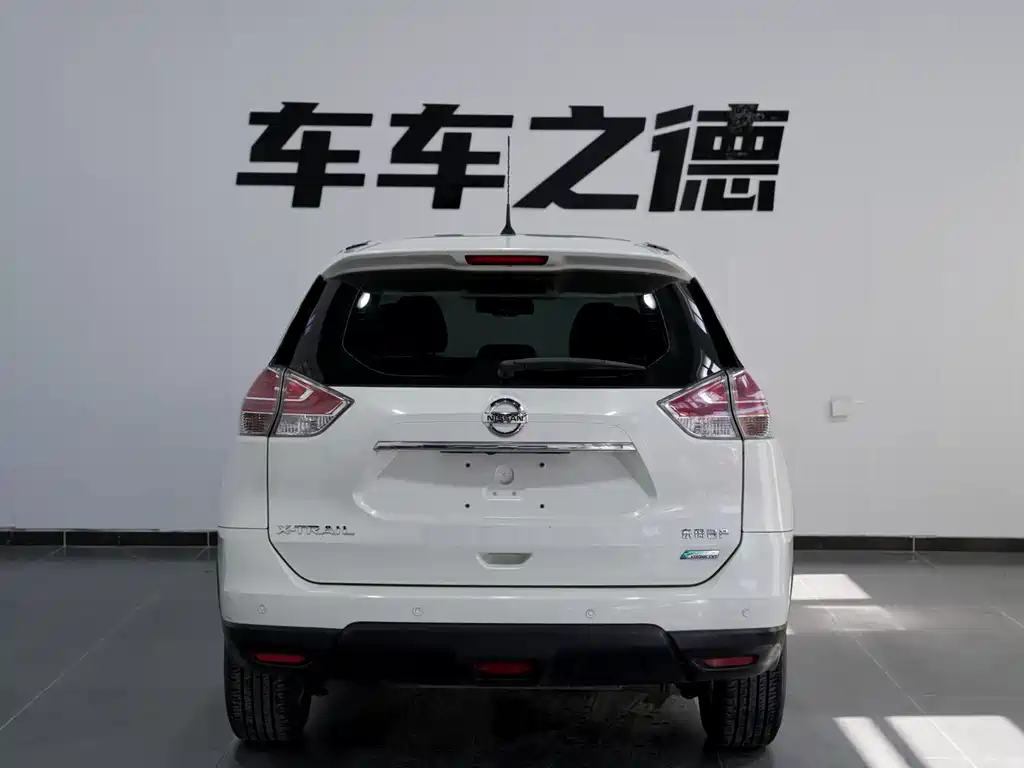 Nissan X-Trail 2015 — фото 17