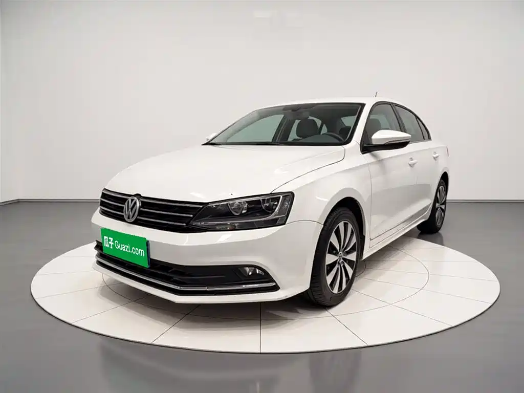 Volkswagen Sagitar 2017