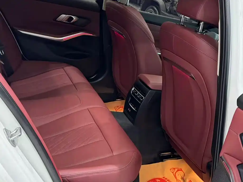 BMW 3 Series 2023