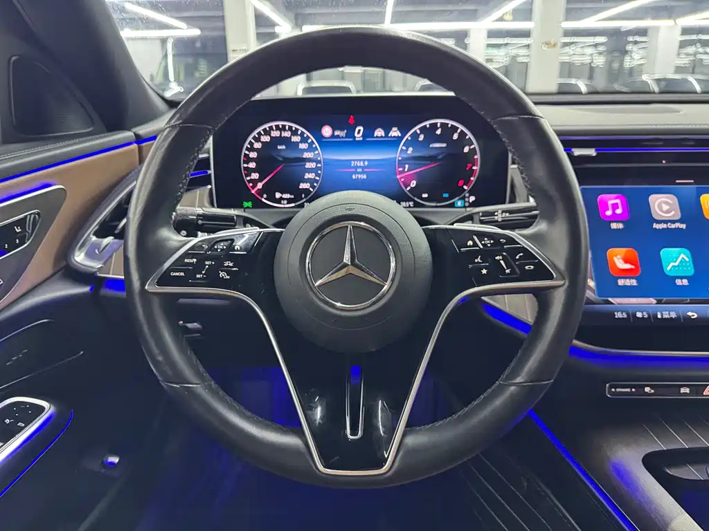 Mercedes-Benz E-Class 2024 — фото 12