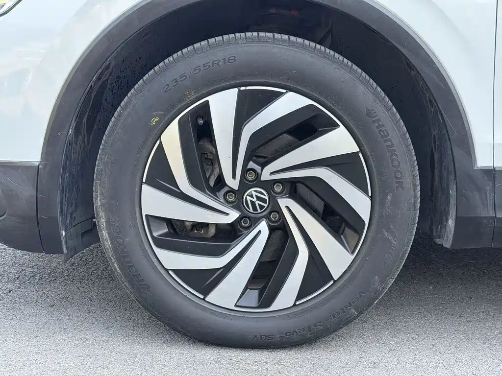 Volkswagen Tiguan L 2022 — фото 24