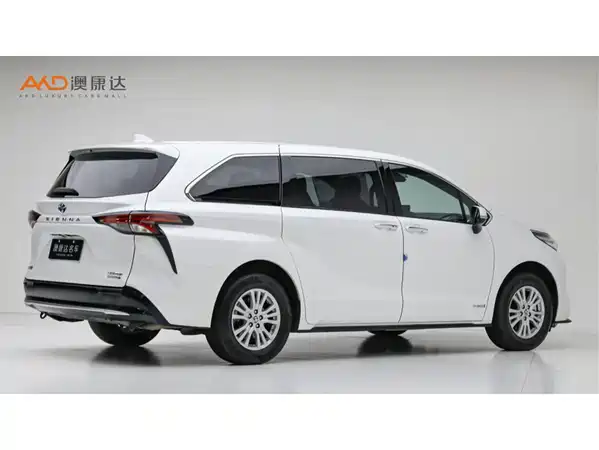 Toyota Sienna 2022