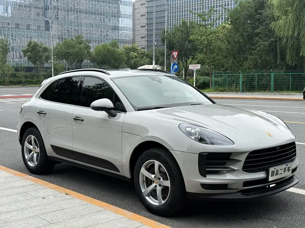 Porsche Macan 2021 — фото 2