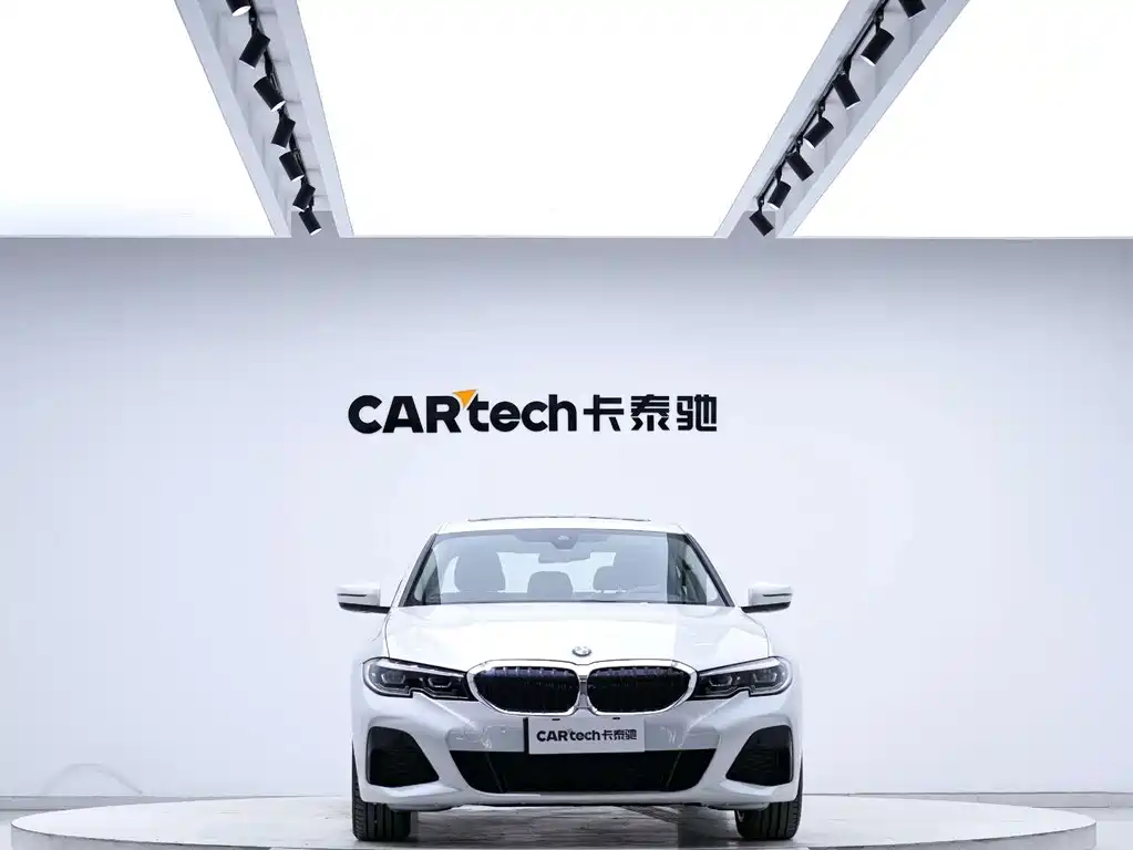BMW 3 Series 2021