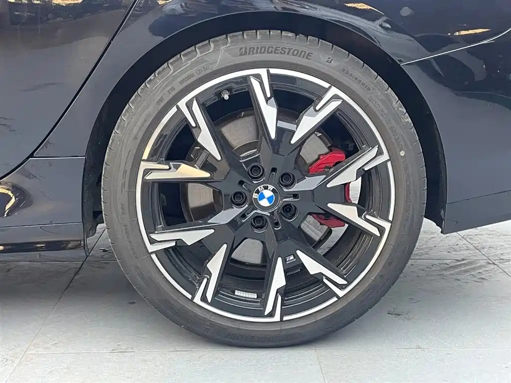 BMW M235L 2025 — фото 18