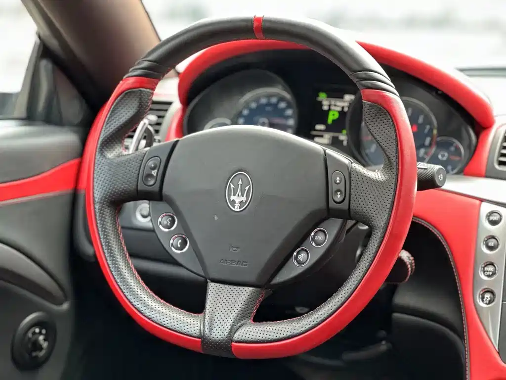 Maserati Granturismo 2017 — фото 15