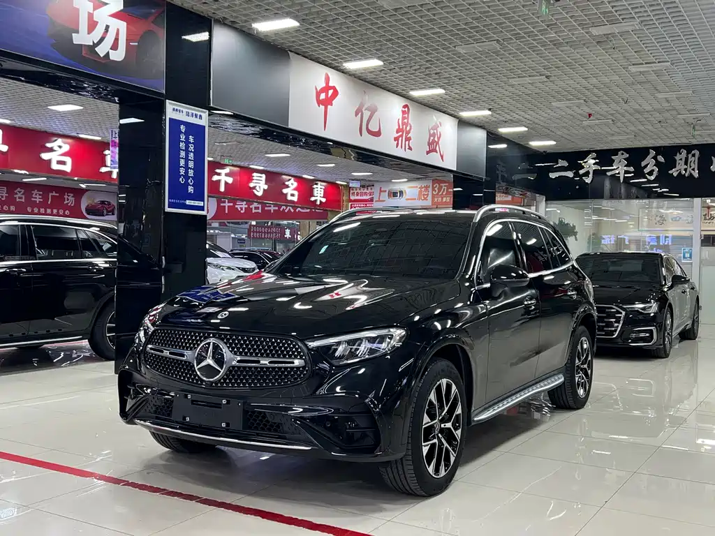 Mercedes-Benz GLC 2024 — фото 1
