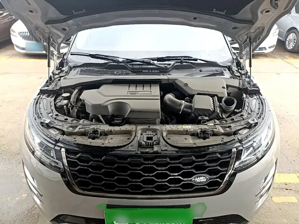 Land Rover Range Rover Evoque 2023 — фото 20