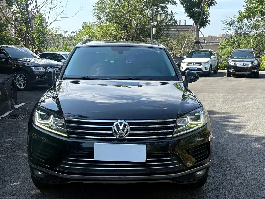 Volkswagen Touareg 2016 — фото 2