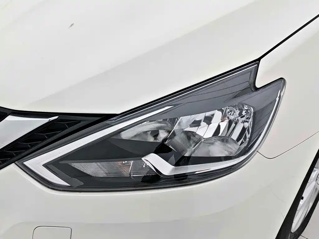 Nissan Sylphy 2023 — фото 20