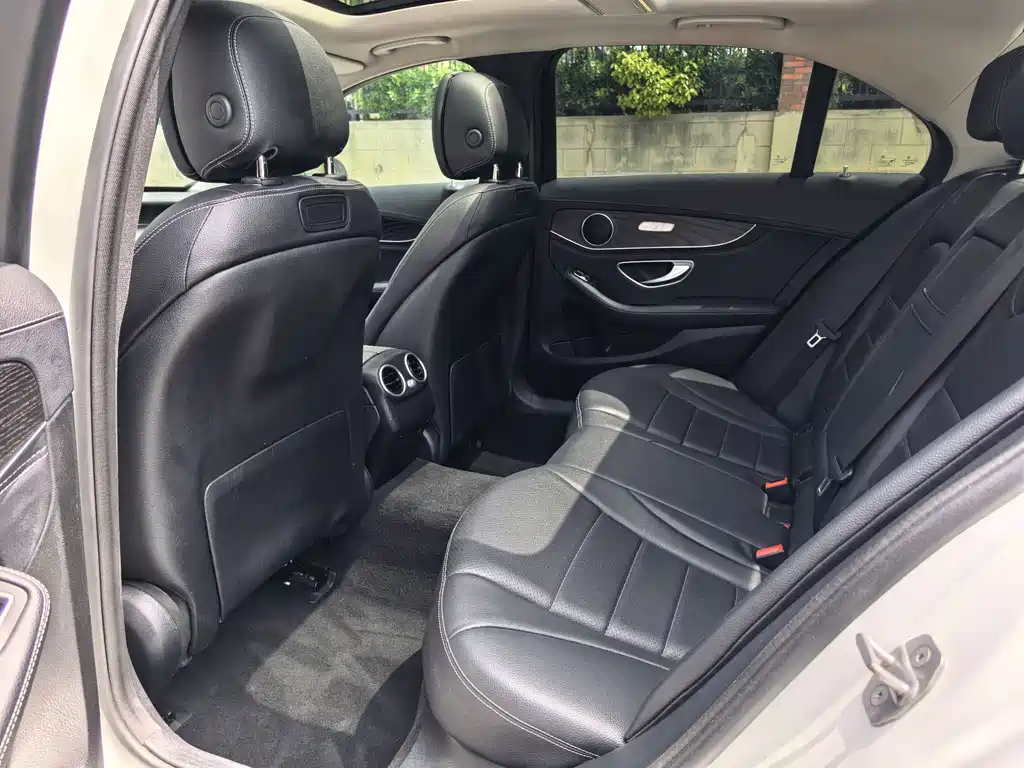 Mercedes-Benz C-Class 2017