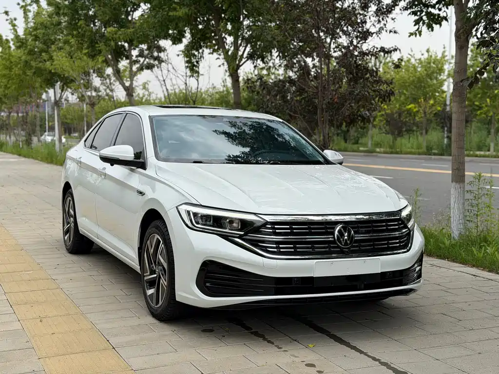 Volkswagen Sagitar 2023