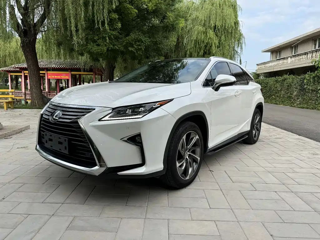 Lexus RX 2017 — фото 1