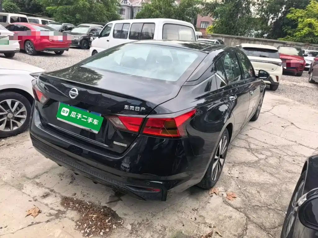 Nissan Teana 2021