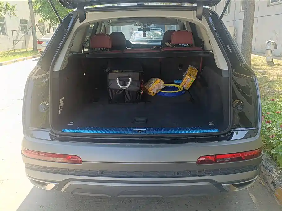 Audi Q7 2023