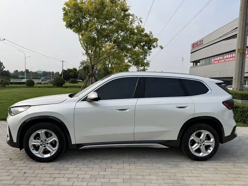 BMW X1 2023