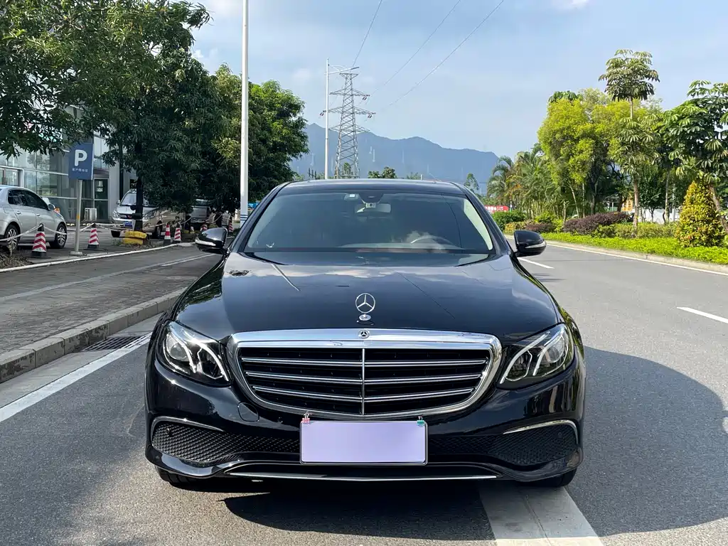 Mercedes-Benz E-Class 2018