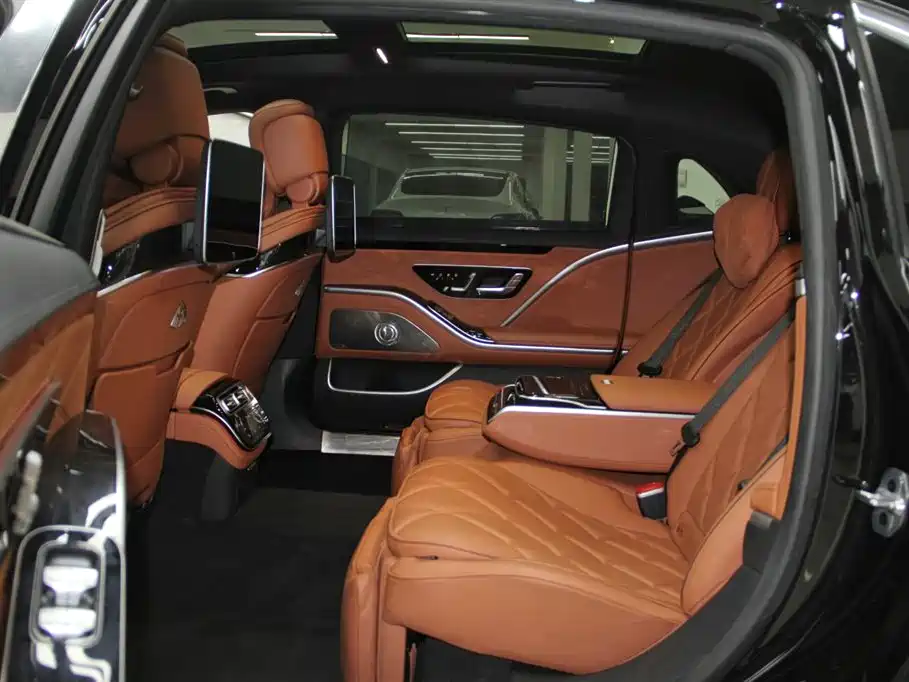 Mercedes-Benz Maybach S-Class 2024 — фото 8