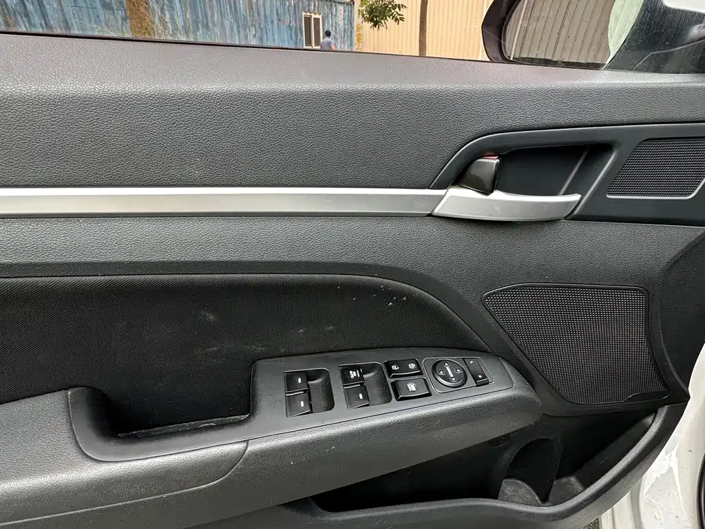 Hyundai Celesta 2017 — фото 18