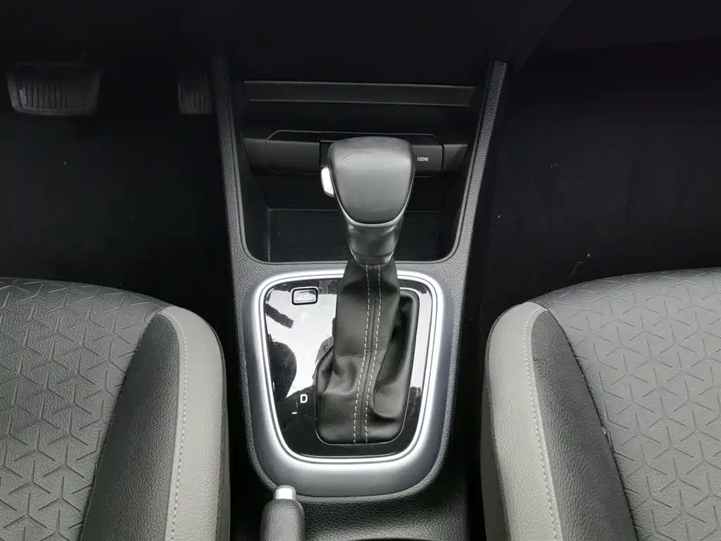Kia KX1 2019 — фото 13