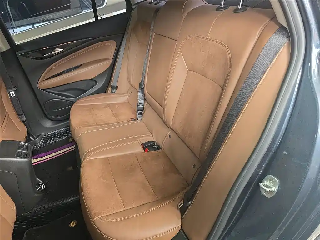 Buick Regal 2020 — фото 13