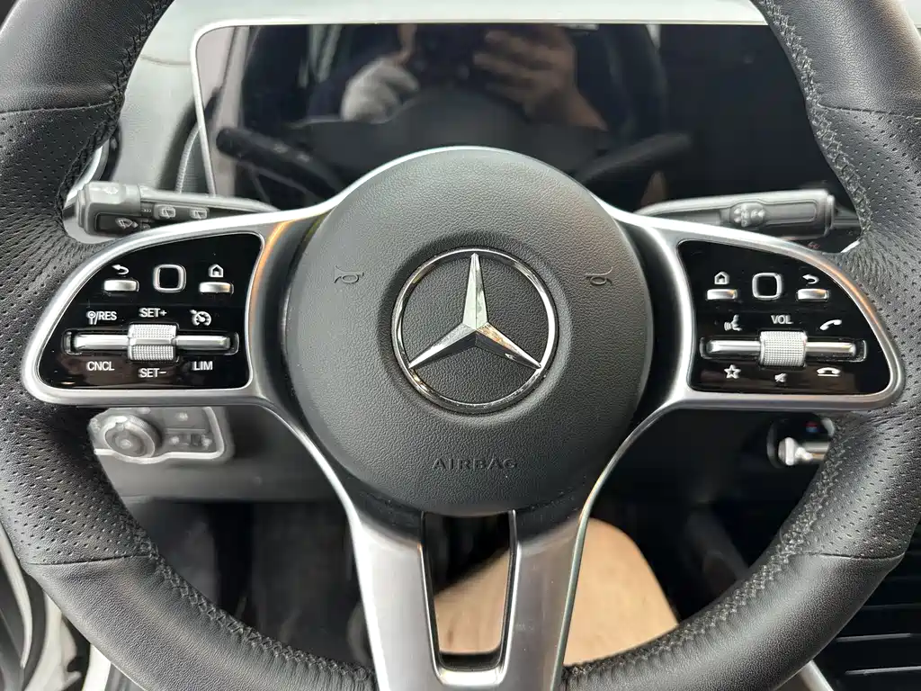 Mercedes-Benz GLB 2020 — фото 13