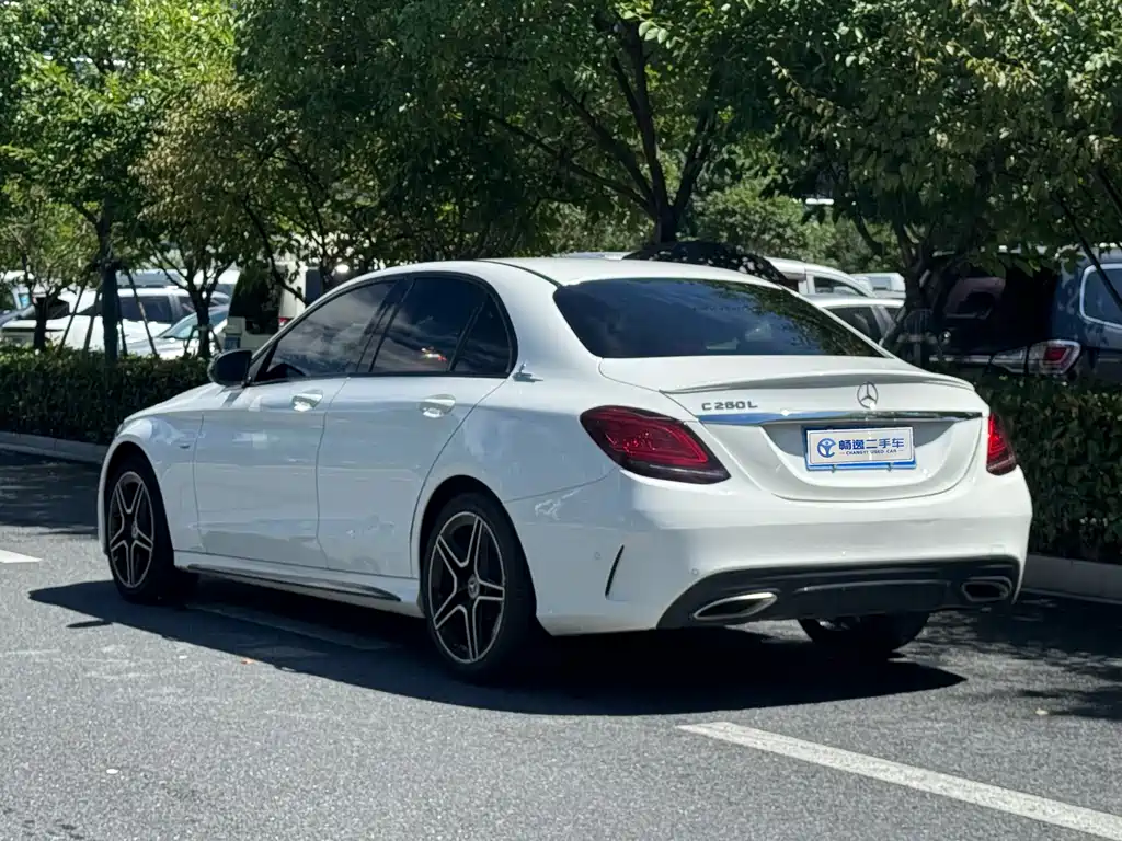 Mercedes-Benz C-Class 2021