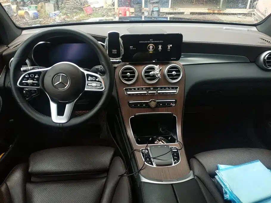 Mercedes-Benz GLC 2022 — фото 12