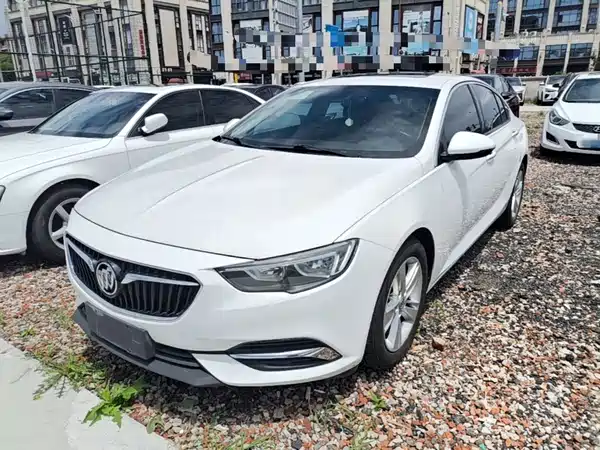 Buick Regal 2018