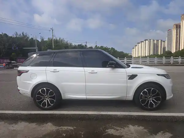 Land Rover Range Rover Sport 2021