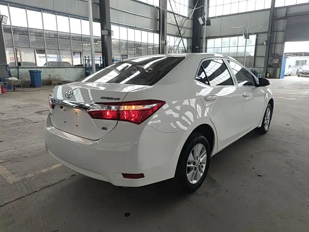 Toyota Corolla 2015