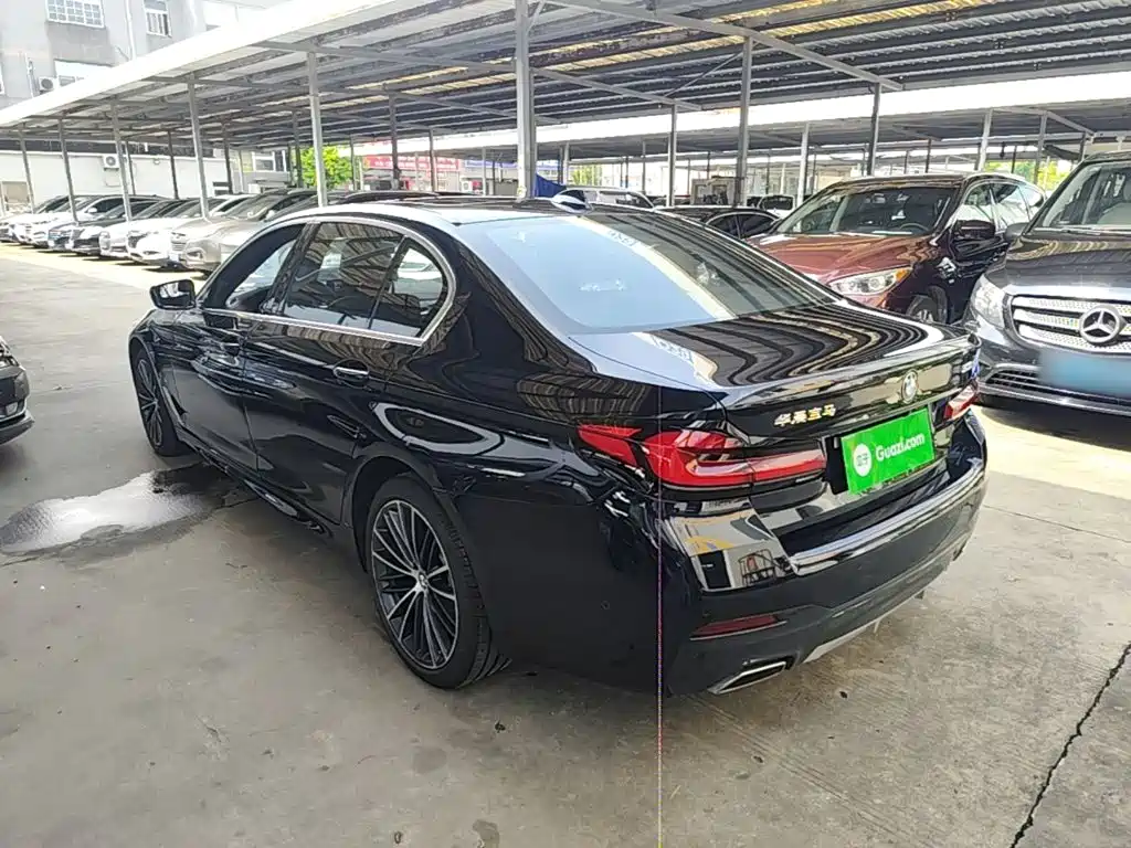 BMW 5 Series 2021