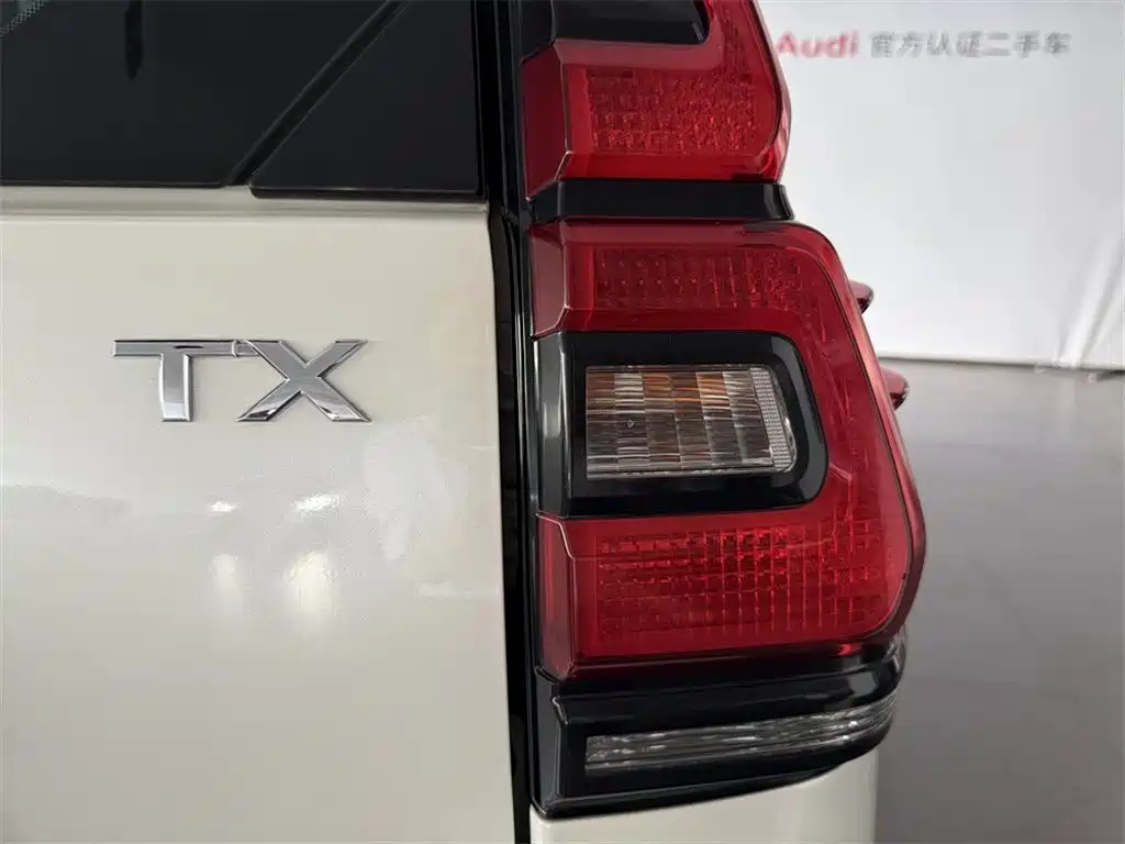 Toyota Prado 2019 — фото 12