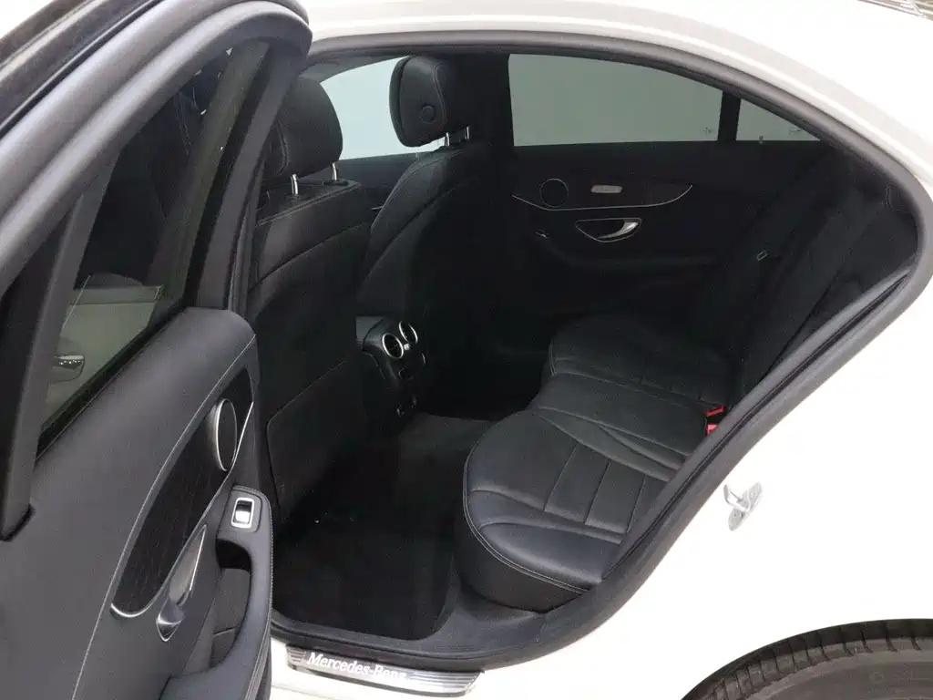 Mercedes-Benz C-Class 2021 — фото 12