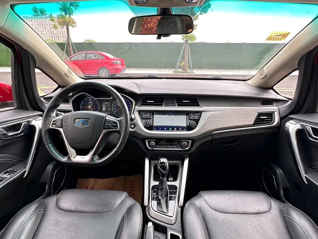 Geely Vision X3 2018 — фото 12