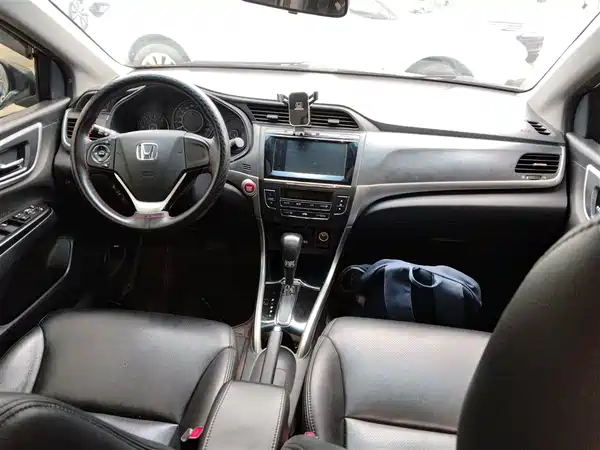 Honda Crider 2016