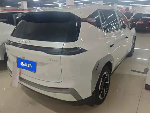 Aion Y 2025