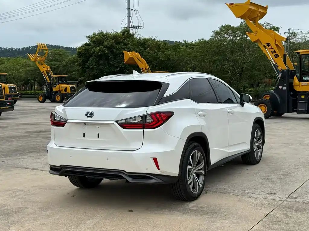 Lexus RX 2017 — фото 9