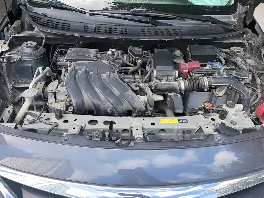 Nissan Sunny 2015 — фото 10