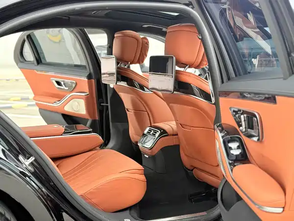 Mercedes-Benz S-Class 2024